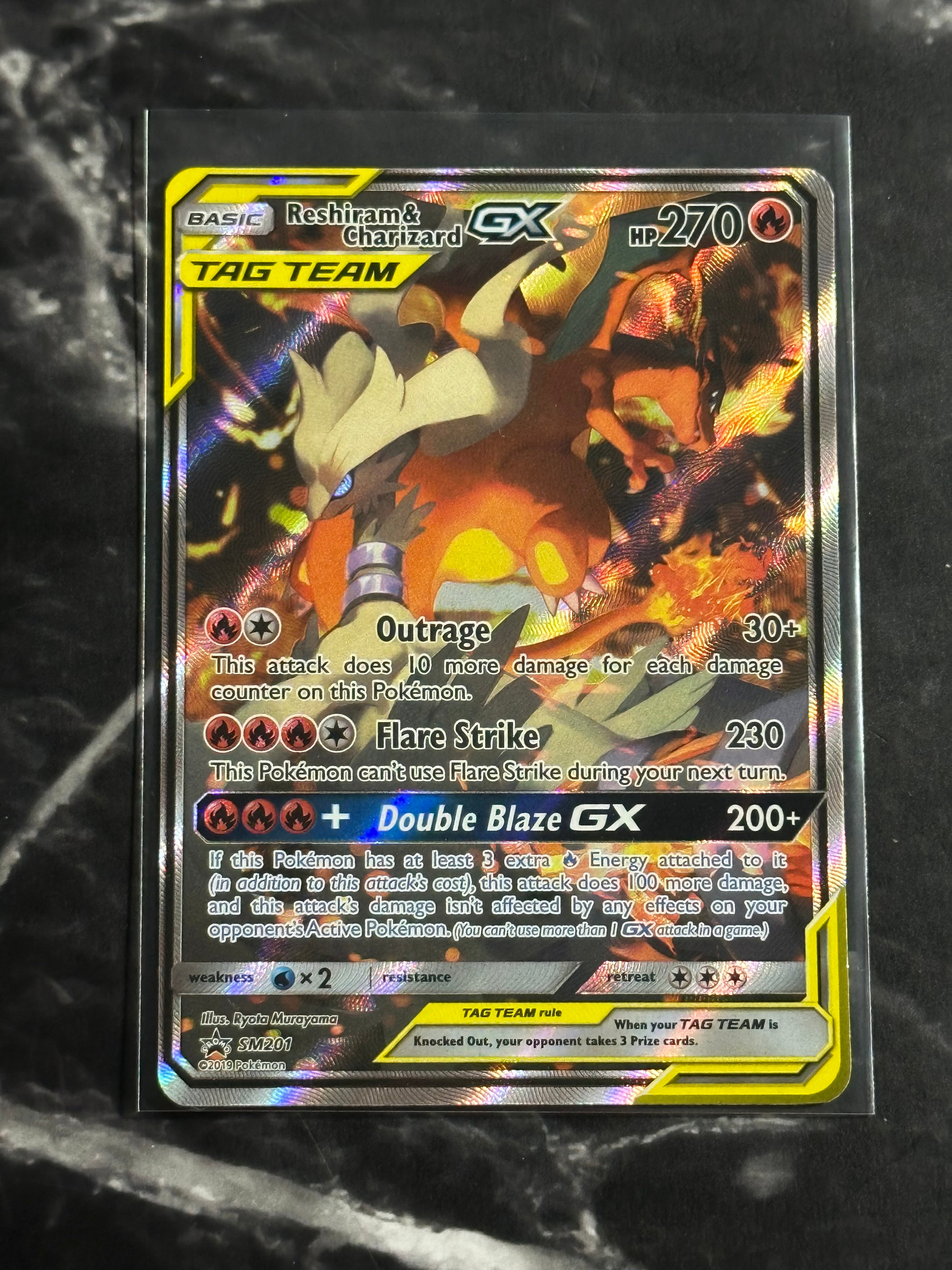 Reshiram & Charizard GX (SM 201)
